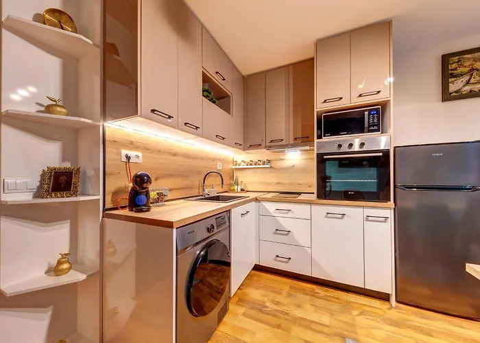 Ski-friendly Family Getaway 아파트 팜포로보