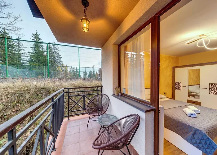 Ski-friendly Family Getaway 아파트 팜포로보